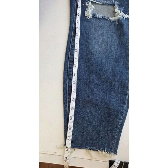 Judy Blue Size 14W Skinny Fit Distressed Jeans - Picture 3 of 9